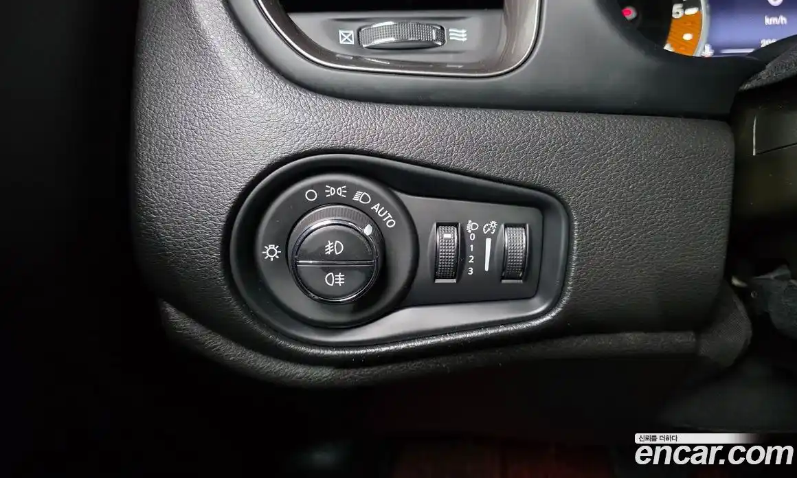 Jeep Renegade 2020 1.6 гидро в Москве № 2061258, фото 24