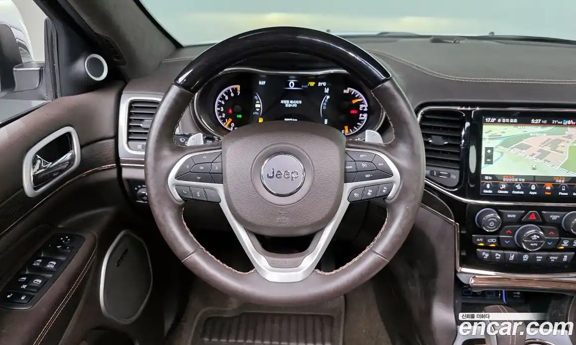 Jeep Cherokee 2019 3.6 гидро в Москве № 2061359, фото 19