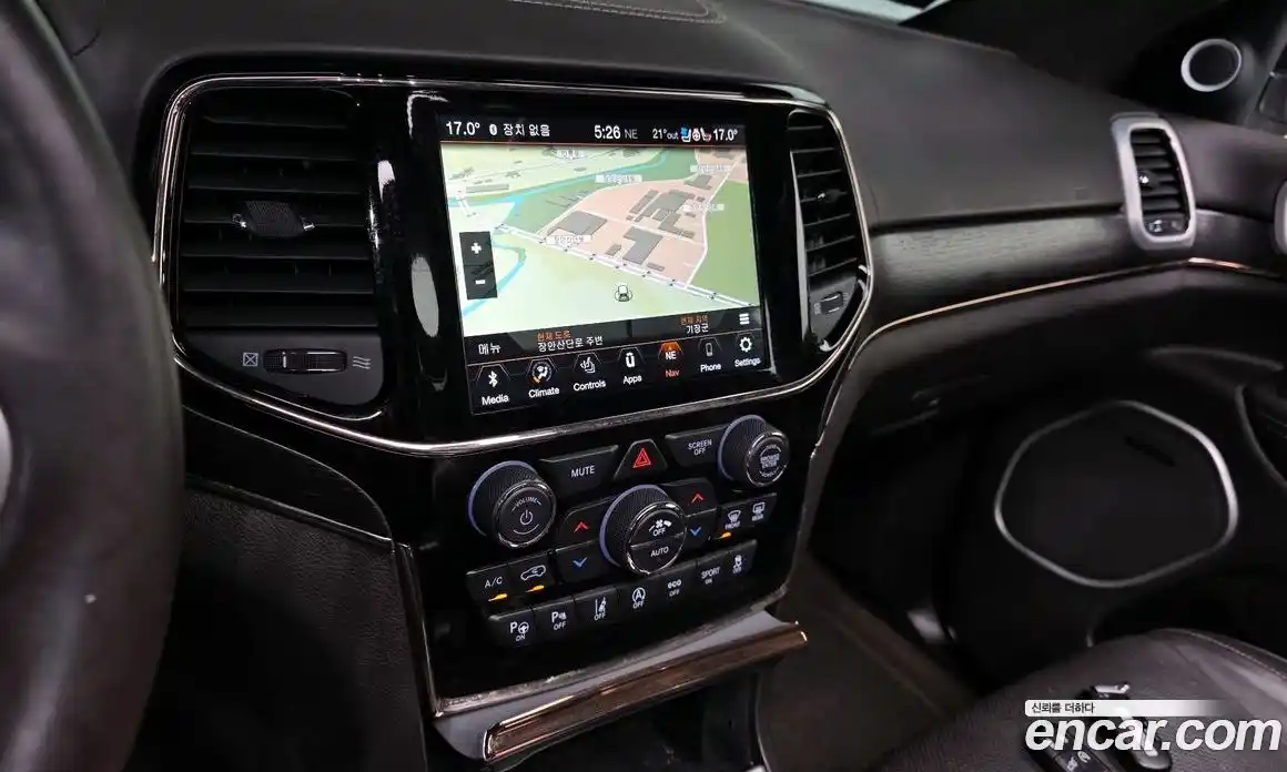 Jeep Cherokee 2019 3.6 гидро в Москве № 2061359, фото 21