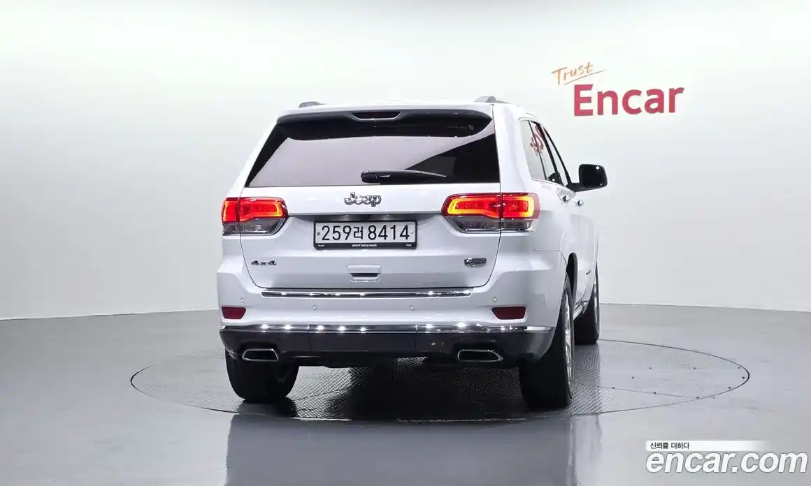 Jeep Cherokee 2019 3.6 гидро в Москве № 2061359, фото 4