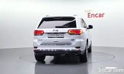 Jeep Cherokee 2019 3.6 гидро в Москве № 2061359, миниатюра 4