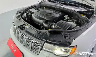 Jeep Cherokee 2019 3.6 гидро в Москве № 2061359, миниатюра 6