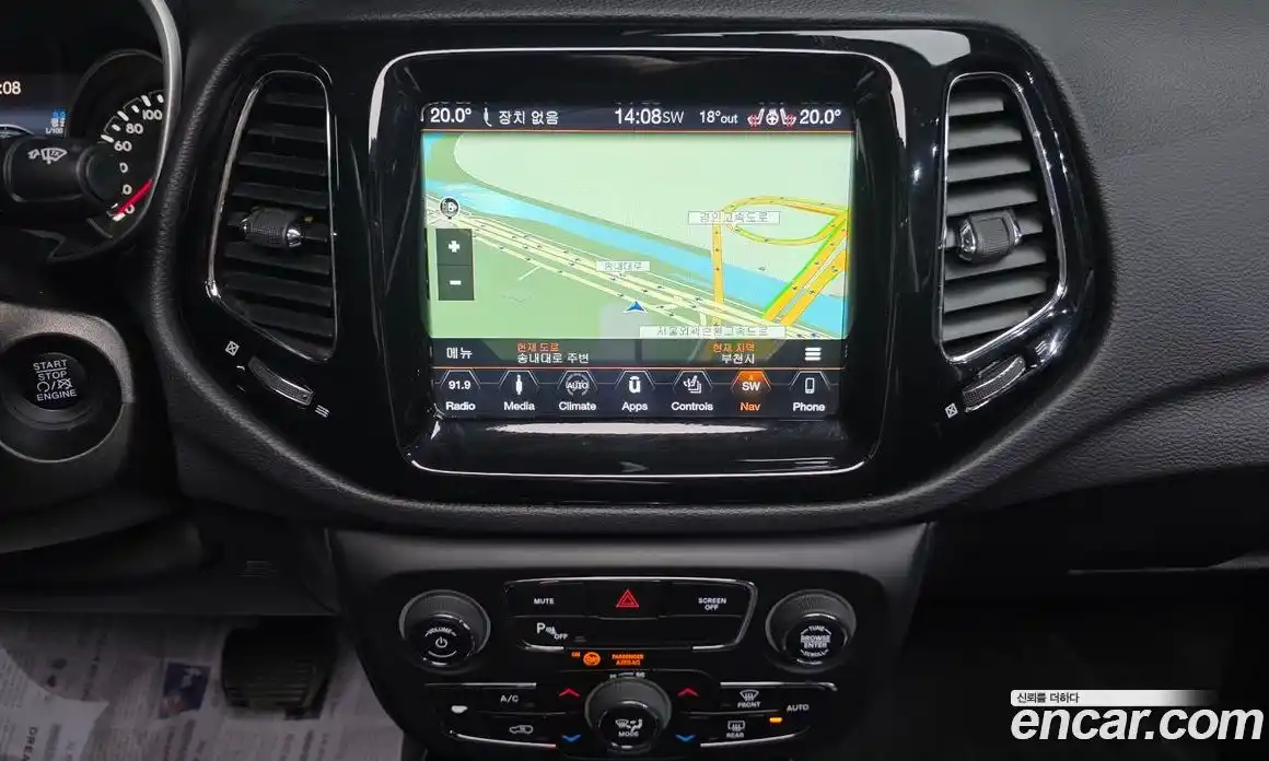 Jeep Compass 2018 2.4 гидро в Москве № 2061625, фото 19