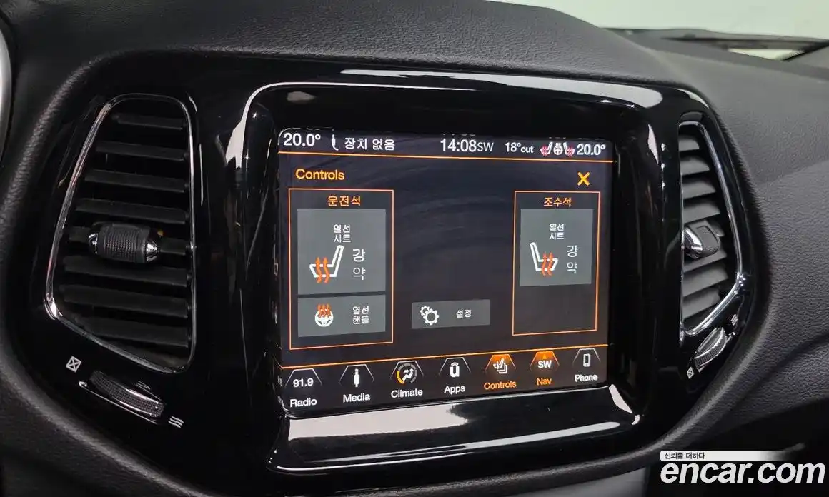 Jeep Compass 2018 2.4 гидро в Москве № 2061625, фото 27