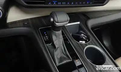 Toyota Sienna 2024 2.5 гидро в Москве № 2061943, миниатюра 12