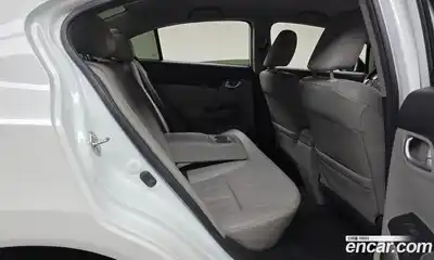 Honda Civic 2013 1.5 гидро в Москве № 2062633, миниатюра 12