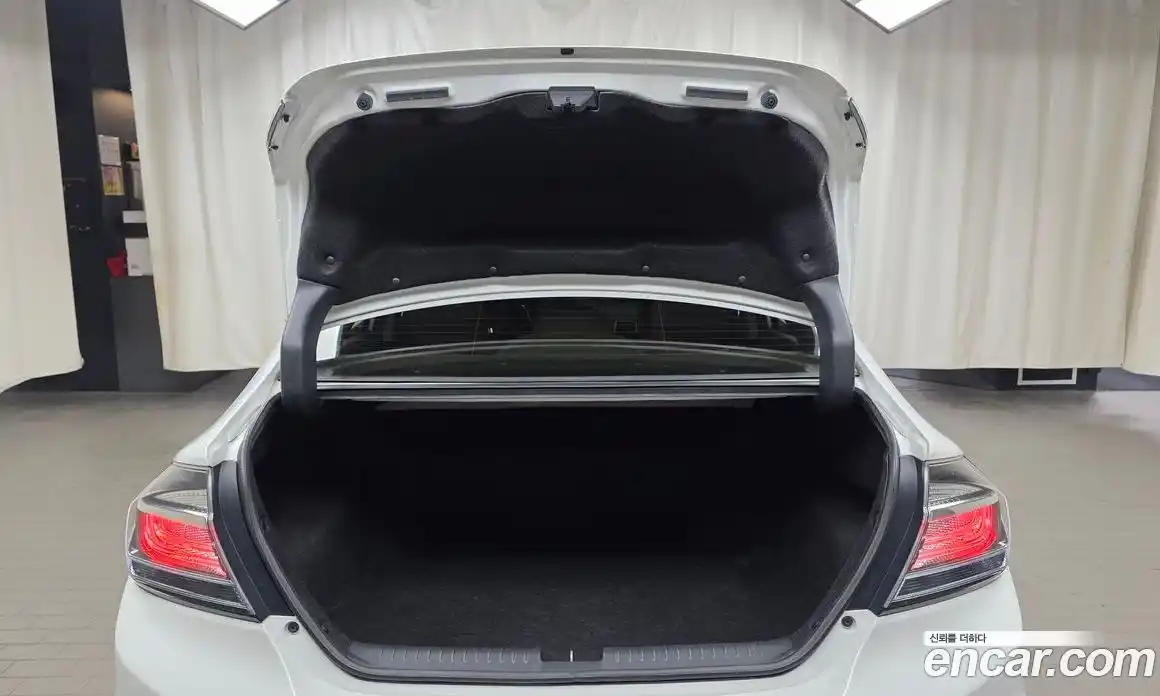 Honda Civic 2013 1.5 гидро в Москве № 2062633, фото 20