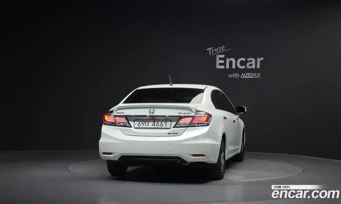 Honda Civic 2013 1.5 гидро в Москве № 2062633, фото 4