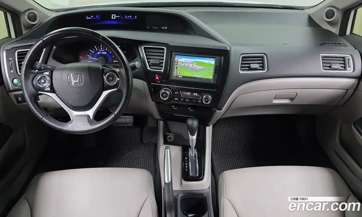 Honda Civic 2013 1.5 гидро в Москве № 2062633, фото 7