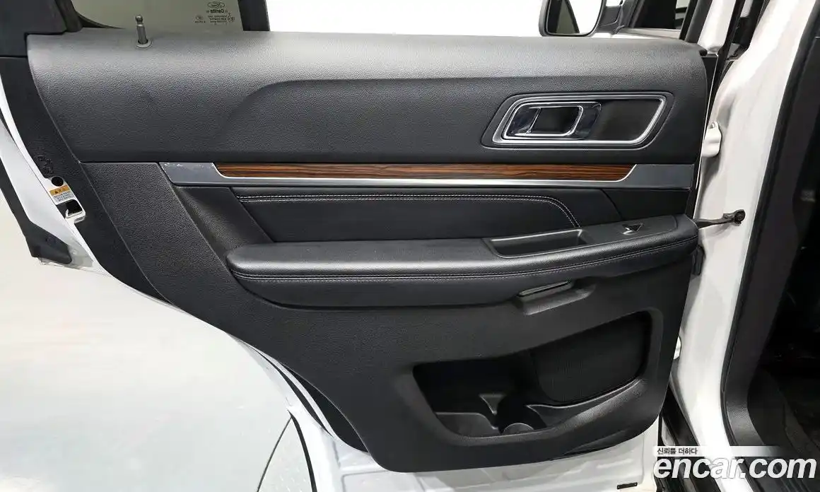 Ford Explorer 2017 2.3 гидро в Москве № 2063479, фото 15