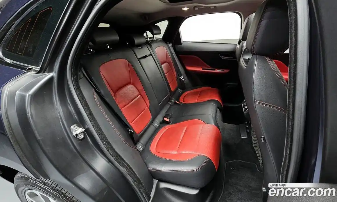 Jaguar F-Pace 2017 2.0 гидро в Москве № 2064635, фото 17