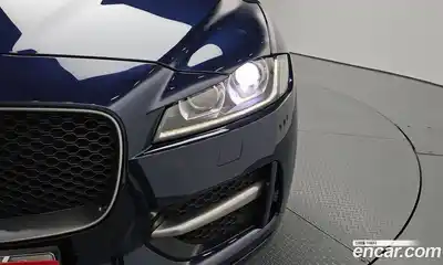 Jaguar F-Pace 2017 2.0 гидро в Москве № 2064635, миниатюра 8
