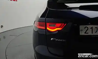 Jaguar F-Pace 2017 2.0 гидро в Москве № 2064635, миниатюра 9