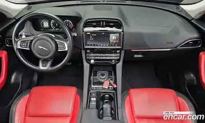 Jaguar F-Pace 2017 2.0 гидро в Москве № 2064635, миниатюра 10