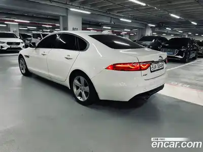 Jaguar XF 2018 2.0 гидро в Москве № 2064821, миниатюра 2