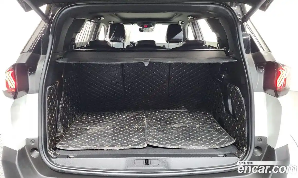 Peugeot 5008 2022 1.5 гидро в Москве, фото 24
