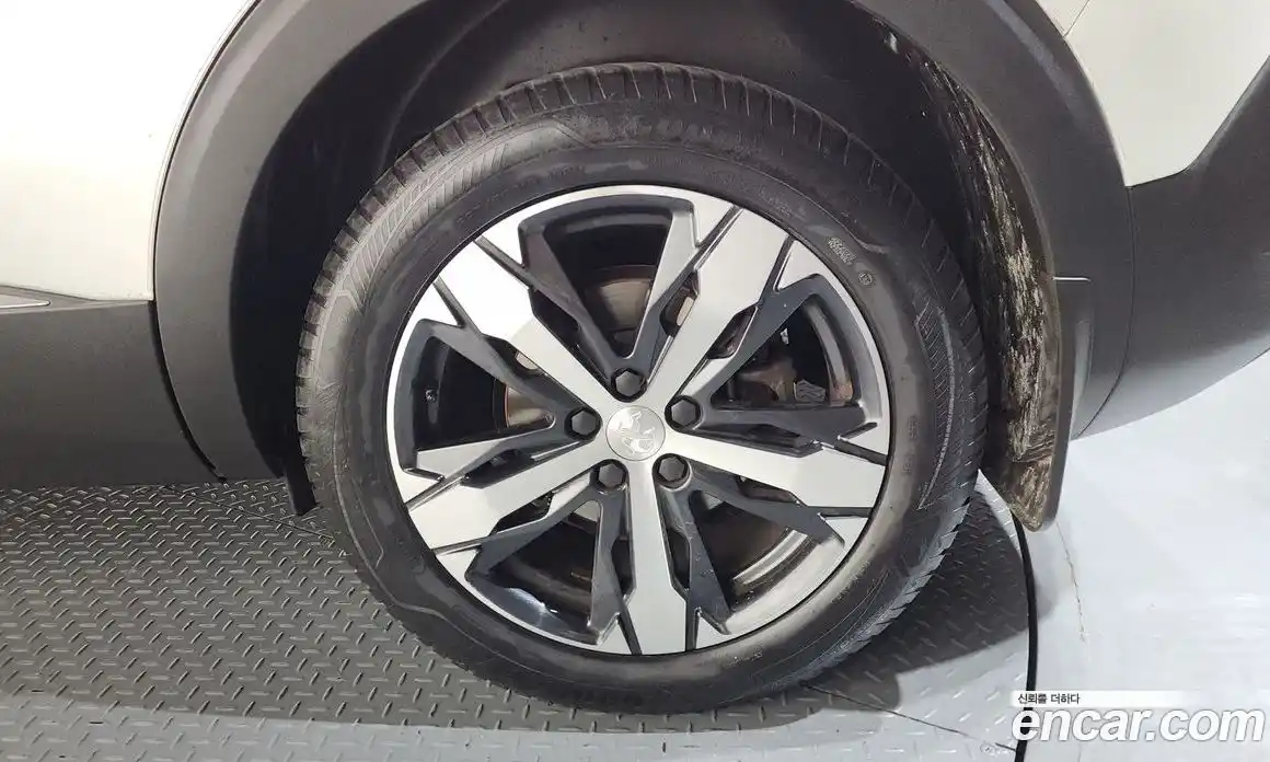 Peugeot 5008 2022 1.5 гидро в Москве, фото 7