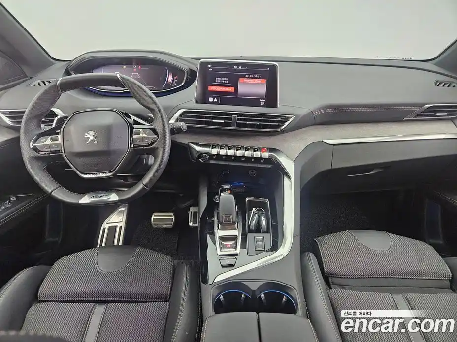 Peugeot 5008 2022 1.2 гидро в Москве, фото 7