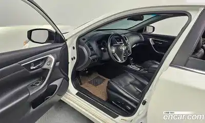 Nissan Altima 2017 2.5 гидро в Москве № 2065612, миниатюра 10