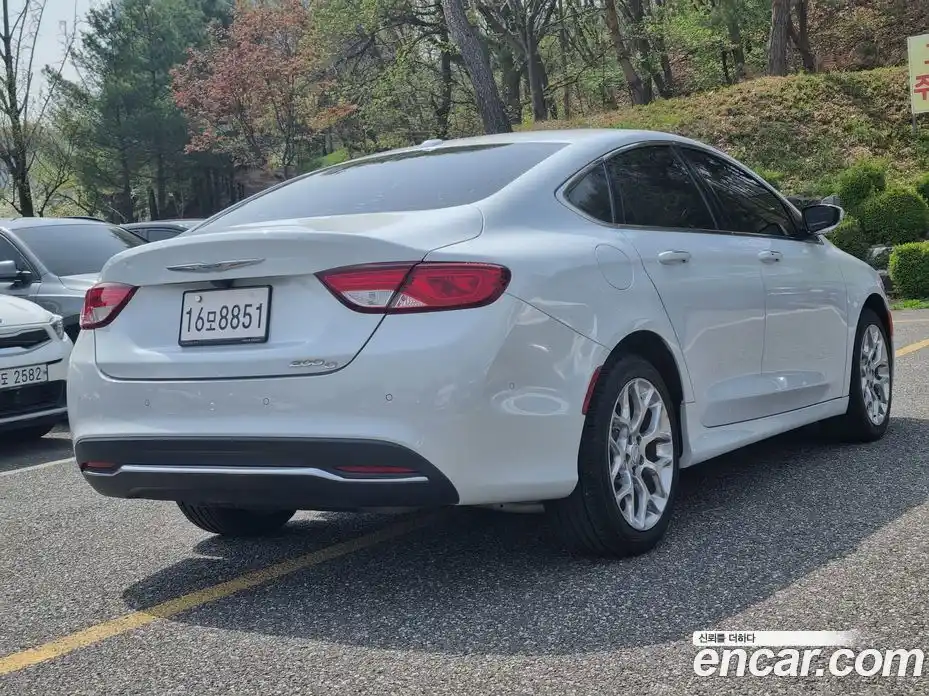 Chrysler 200 2015 2.4 гидро в Москве № 2065951, фото 13