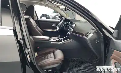 BMW 3-Series 2022 2.0 гидро в Москве № 210892, миниатюра 11