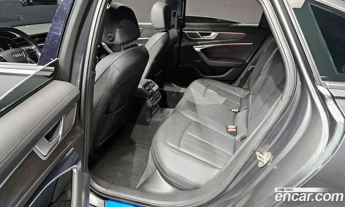 Audi A6 2022 2.0 гидро в Москве № 229910, фото 12