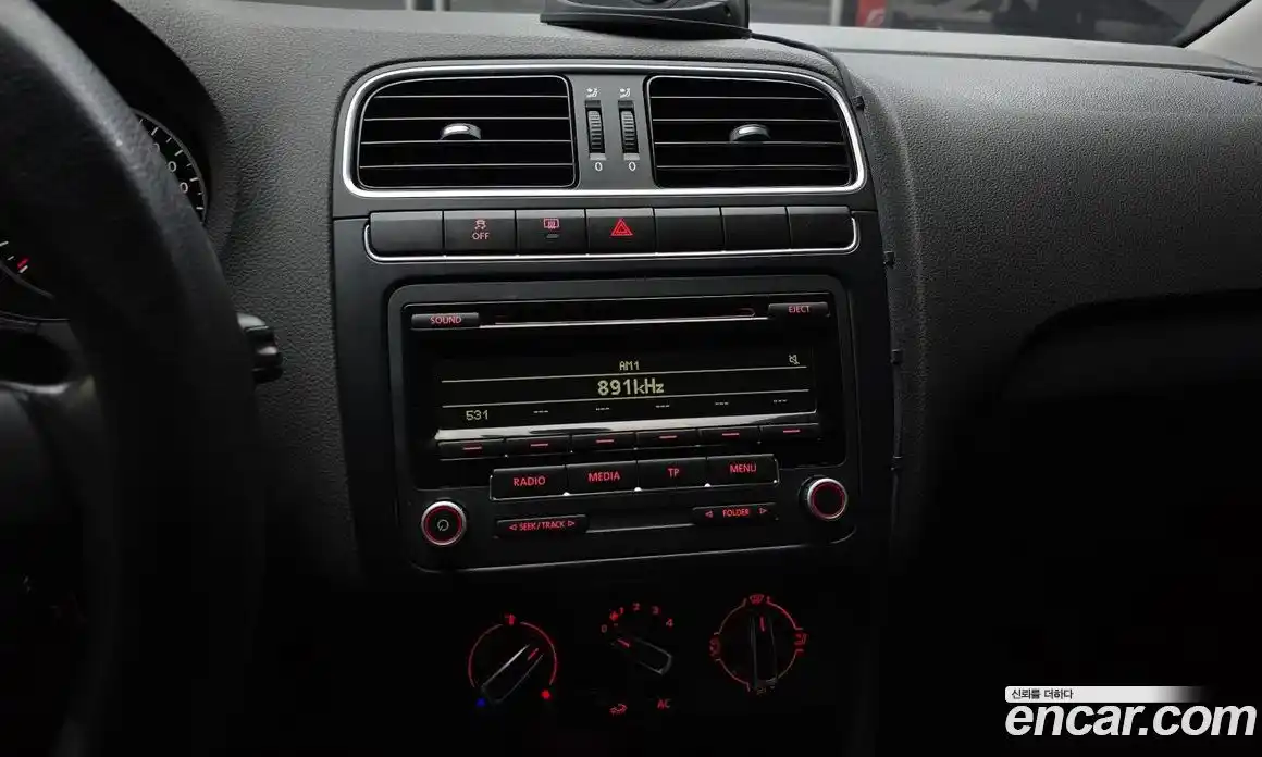Volkswagen Polo 2014 1.6 гидро в Москве № 232166, фото 15