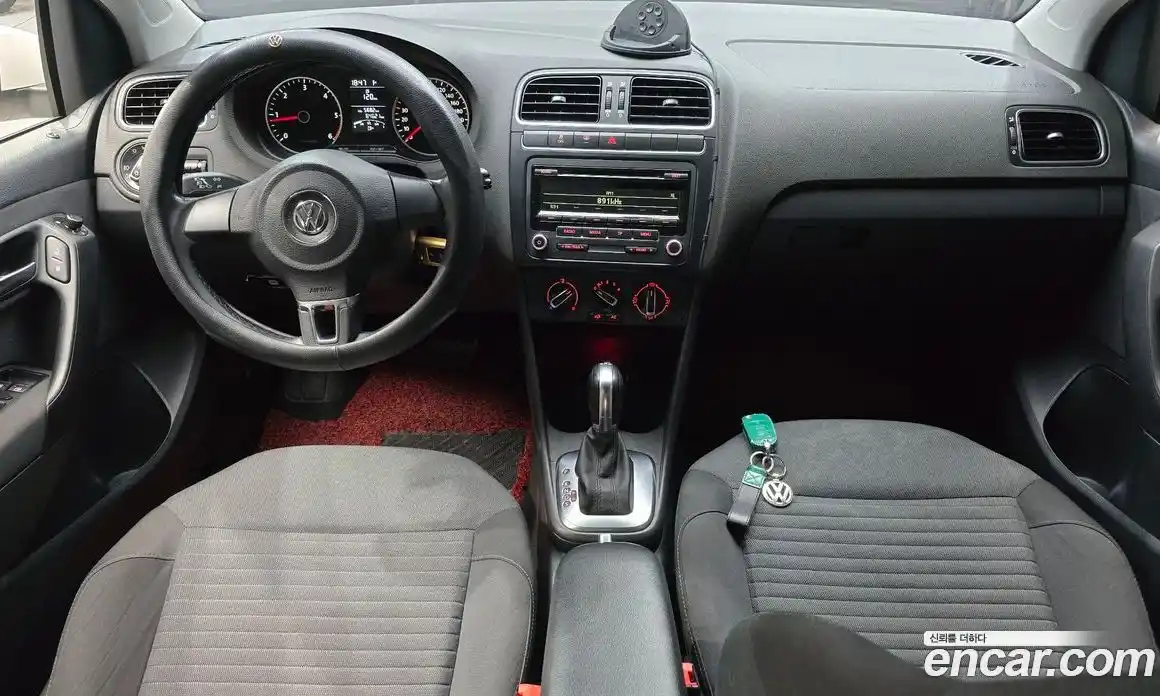Volkswagen Polo 2014 1.6 гидро в Москве № 232166, фото 7