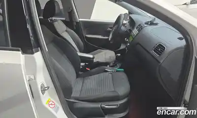 Volkswagen Polo 2014 1.6 гидро в Москве № 232166, миниатюра 10