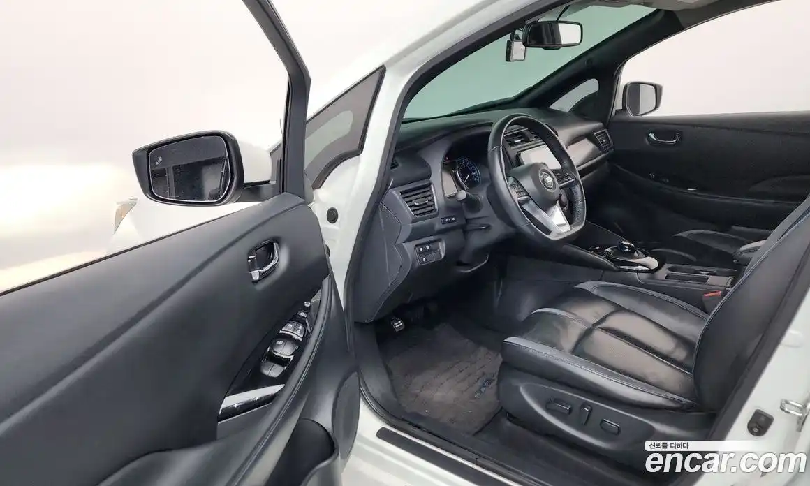 Nissan Leaf 2019 0.1 гидро в Москве № 238243, фото 10