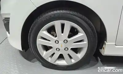 Chevrolet Spark 2014 1.0 гидро в Москве № 59644, миниатюра 5