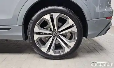 Audi Q8 2023 3.0 гидро в Москве № 1006877, миниатюра 5