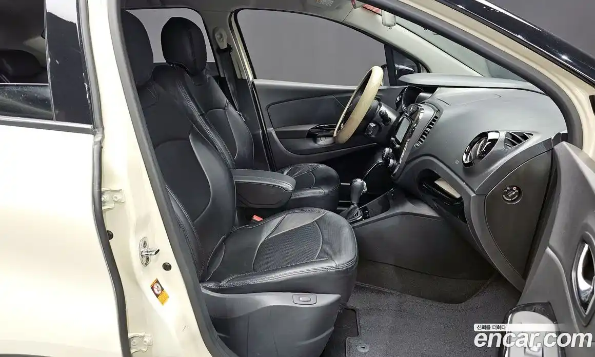 Renault QM3 2015 1.5 гидро в Москве № 106819, фото 11
