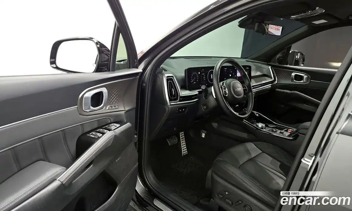 Kia Sorento 2023 2.5 гидро в Москве № 132715, фото 11