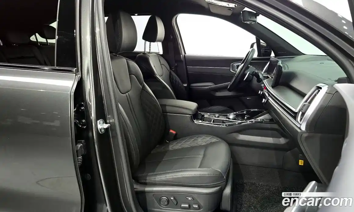 Kia Sorento 2023 2.5 гидро в Москве № 132715, фото 10