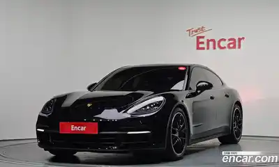 Porsche Panamera, 2018