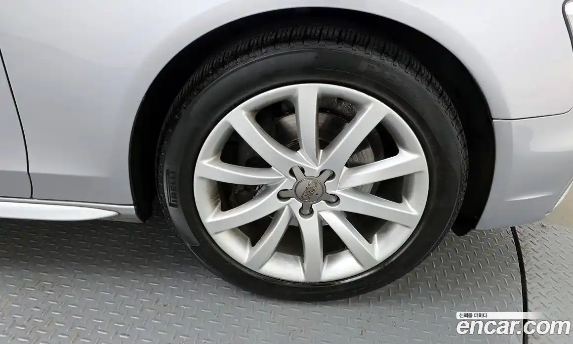 Audi A4 2014 2.0 гидро в Москве № 163449, фото 5
