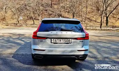 Volvo V60 2021 2.0 гидро в Москве № 164802, миниатюра 4