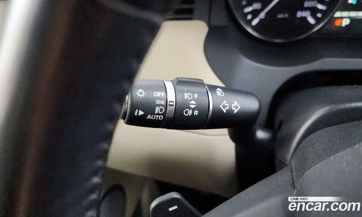 Land Rover Range-Rover Evoque 2014 2.2 гидро в Москве № 166213, фото 17