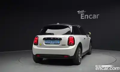 Mini Cooper 2022 гидро в Москве № 166940, миниатюра 4