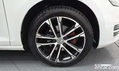 Volkswagen Golf 2014 2.0 гидро в Москве № 187753, миниатюра 5