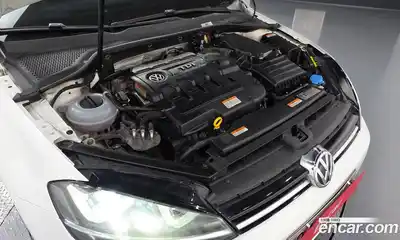 Volkswagen Golf 2014 2.0 гидро в Москве № 187753, миниатюра 6