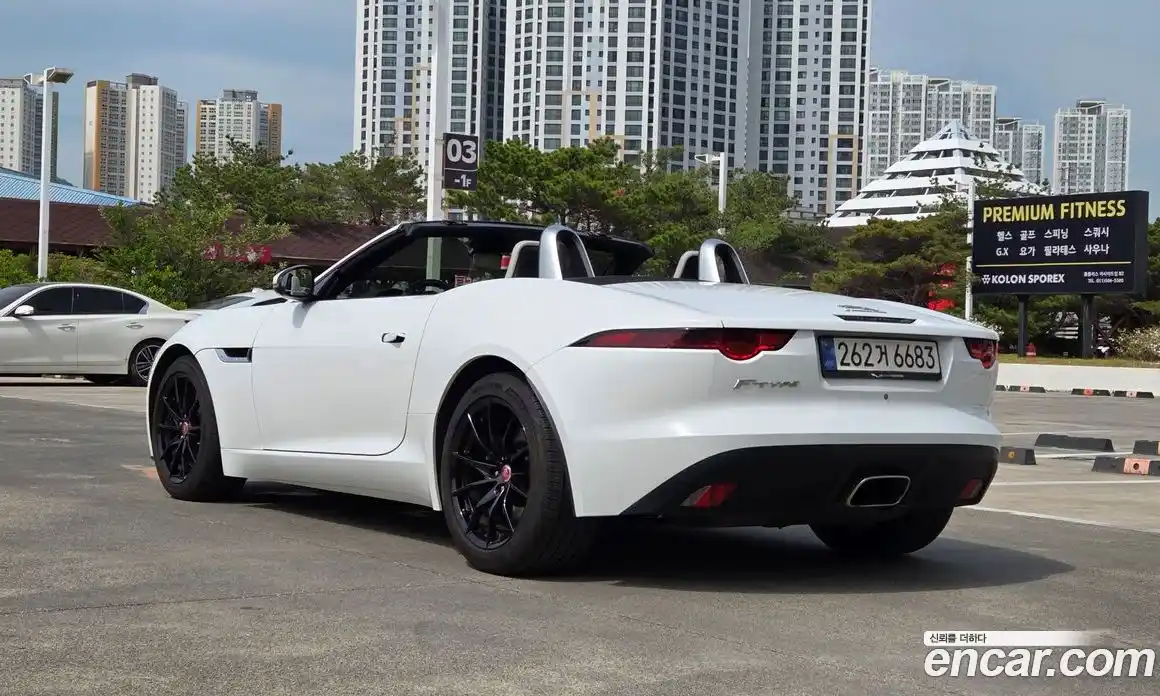 Jaguar F-Type 2018 2.0 гидро в Москве № 1921324, фото 6