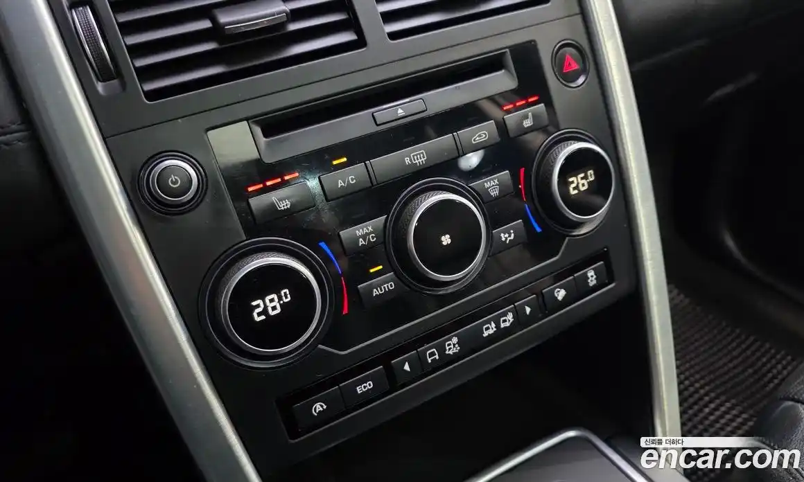 Land Rover Discovery Sport 2017 2.0 гидро в Москве № 198231, фото 18