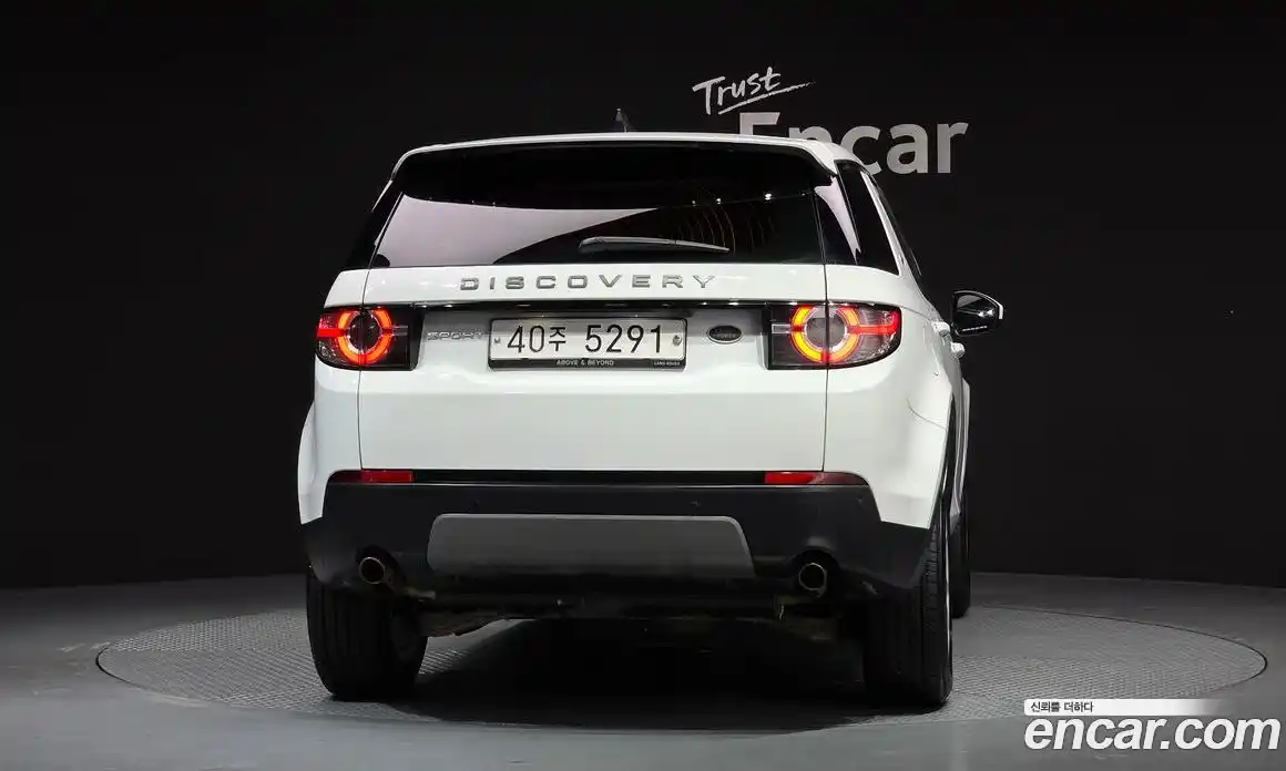 Land Rover Discovery Sport 2017 2.0 гидро в Москве № 198231, фото 4