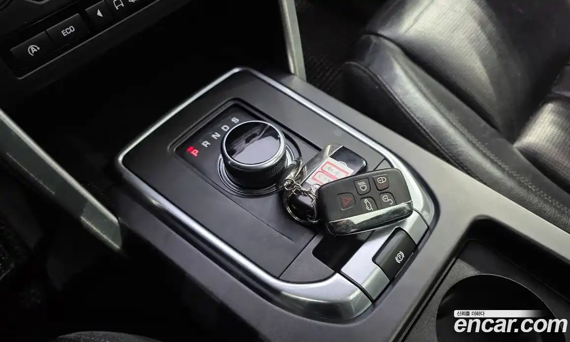 Land Rover Discovery Sport 2017 2.0 гидро в Москве № 198231, фото 9