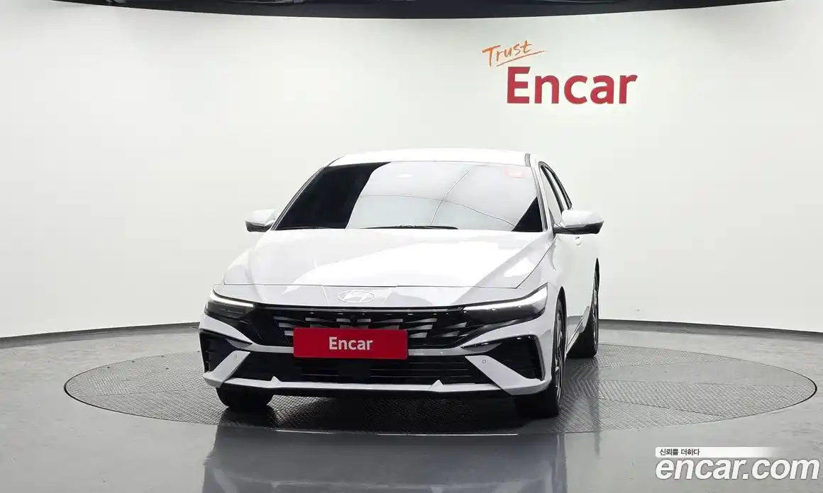 Hyundai Avante 2023 1.6 гидро в Москве № 2049709, фото 3