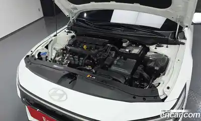 Hyundai Avante 2023 1.6 гидро в Москве № 2049709, миниатюра 6