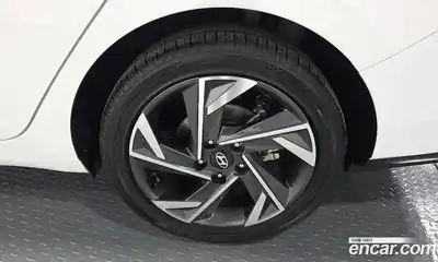 Hyundai Avante 2023 1.6 гидро в Москве № 2049709, миниатюра 7