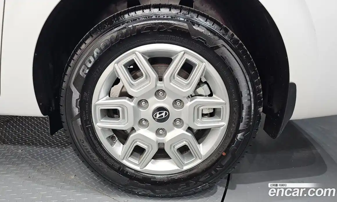 Hyundai Staria 2025 2.2 гидро в Москве № 2049748, фото 6